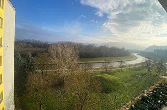 4 izbový byt s lodžiou TOP LOKALITA - ZVOLEN Západ - 17