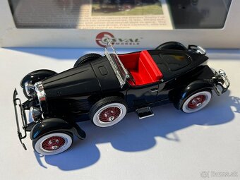 Predaj exkluzívnych modelov áut 1:43 - 17