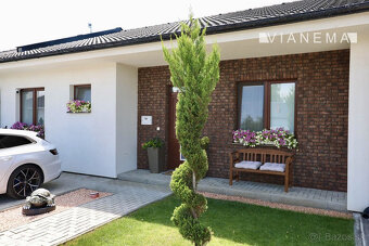 NA PREDAJ 4-izbový rodinný dom zariadený so záhradkou - 17