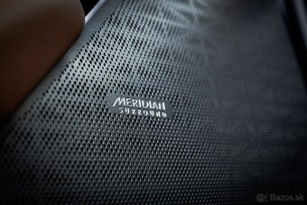 Land Rover Range Rover Velar 3.0D V6 SD6 300k R-Dynamic SE - 17