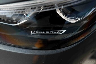 Mercedes-Benz C300d 4matic AMG line + odpočet DPH - 17