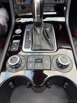 VW Touareg 3.0 V6 TDI Exclusive - 17