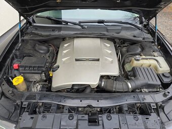 Chrysler 300 C 3.0 CRD, Mesačne: 228€ - 17
