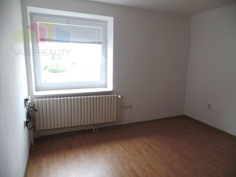  Na prenájom komerčná budova 160 m2 ako kancelárske priest - 17