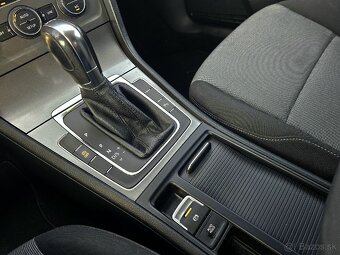 Volkswagen Golf 1.6 TDI BlueMotion Comfortline DSG - 17