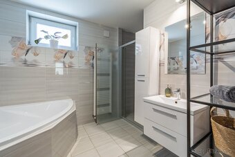 Na predaj | 4 izbový rodinný dom 128 m² - Smolenice - 17