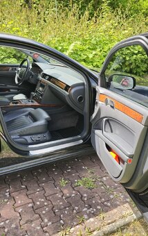 Volkswagen Phaeton facelift 3.0 TDi V6 Tiptronic 4Motion
 - 17