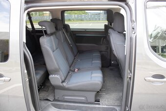 Peugeot Traveller 2.0 BlueHDi Active Long - 17