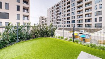 PRÚDY prenájom - 3 izb. byt 89m2 s predzáhradkou a parkovací - 17