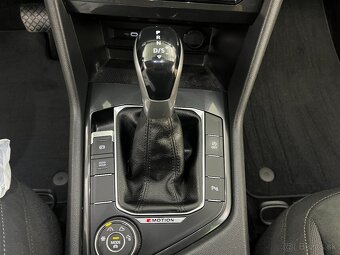 Volkswagen Tiguan 2.0 TDI EVO Elegance 4Motion DSG - 17