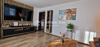 Na predaj 9 izbový rodinný dom v meste Šurany - 17