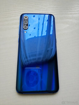 Xiaomi Mi 9 6 / 128 GB Ocean Blue - 17