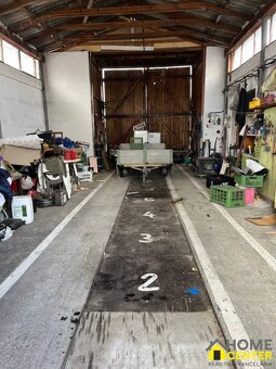 NA PREDAJ Rodinný dom s rozľahlým pozemkom /cca 3000 m²/ v K - 17