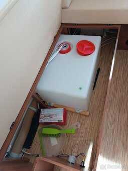 Hobby 610 UL Premium obytný přívěs 2016 Markýza,solar - 17