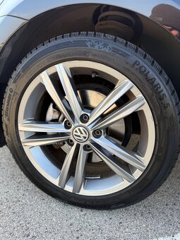 Volkswagen Golf 1.6 TDI DSG - 17