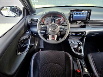 Toyota Yaris GR WRC - 17