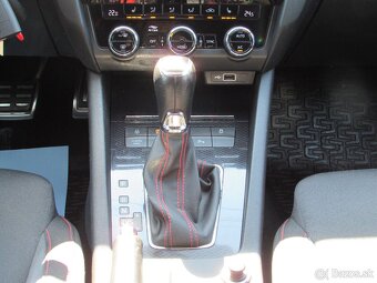 Škoda Octavia Combi 2.0 TDI RS DSG - DPH - splátka 299,-€,- - 17