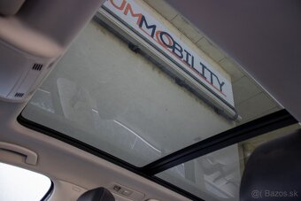 Volkswagen Golf Variant 1.6 TDI BlueMotion Highline - 17