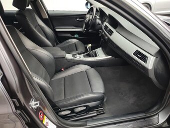 BMW 325i e90 r.v. 2005 manuál - 17