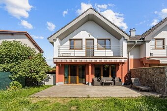 5-IZB. DVOJPODLAŽNÝ RODINNÝ DOM 165 m², TICHÁ LOKALITA, ROV - 17