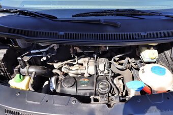 Volkswagen T5 Caravelle 1.9 TDi - 17