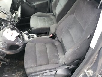 Golf plus 5.6 - rok 2010... - - - - 17