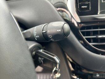 Peugeot Allure 208 1.6 - 17