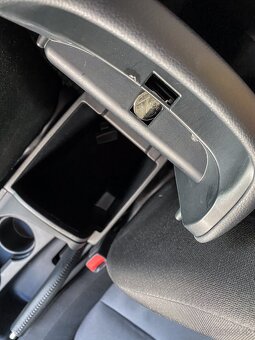 KIA Cee’d SW Combi 1.6 GDi 99kw Manuál - 17