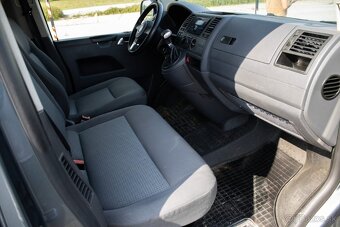 Volkswagen Caravelle 2.5 TDI 128kW (2007). - 17