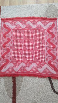 Predám obrusy,uteráky, utierky,látky, návlek na vankúš - 17