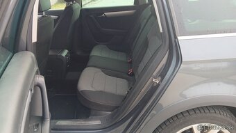 Volkswagen Passat alltrack 2.0 tdi - 17