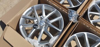 Proceed xceed gt line hyundai Nine 5x114,3 r18 - 17