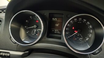 Skoda Yeti 1,4TSI, 2012, navigacia, parkovacia kamera - 17