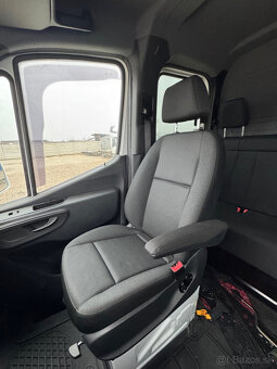 Mercedes-Benz Sprinter ťahač návesu aj s návesom - 17