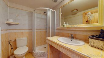 VILA MARKO, NOVÁ LESNÁ - 17