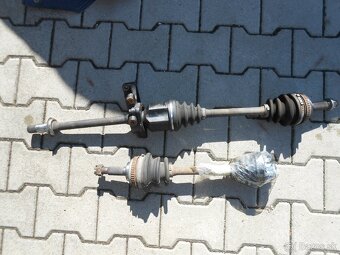 Rozpredám Toyota Carina E 2,0 98kw 1994 - 17