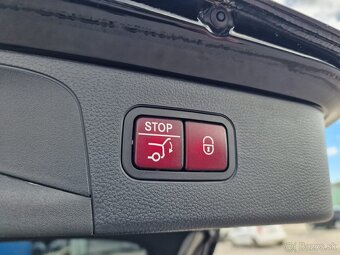 Mercedes-Benz GLC SUV 200 4MATIC A/T - 17