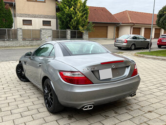 Mercedes-Benz SLK 250 CDI BlueEFFICIENCY A/T Cabrio - 17