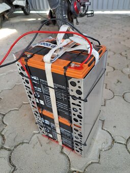 Elektrický skuter z dvoma batériami. - 17