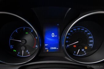 Toyota Auris 1.6 l D-4D - 17