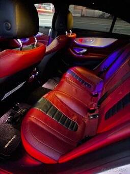 MERCEDES CLS 350d 4MATIC - 17