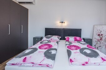 Luxusný dom s vyhrievaným bazénom v Chorvátsku - 17