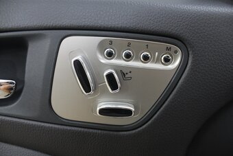 Jaguar XK 5.0 V8 Cabrio  Convertible - 17