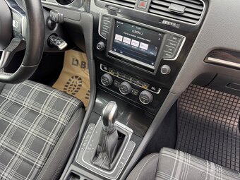 Volkswagen Golf VII GTD 2.0tdi Variant DSG - 17