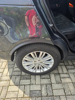 Predám Land Rover Discovery 5 HSE - 17