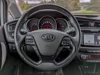 Kia Ceed SW 1.6 CRDi 100 kW136k Gold - 17