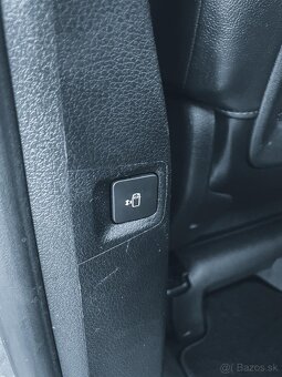 PEUGEOT TRAVELLER EXPERT 2.0 HDi - 17