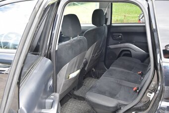 Mitsubishi Outlander 2.0 DI-D Intense - 17