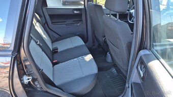 Mitsubishi Colt benzín Automat rv.06/2011 - 17