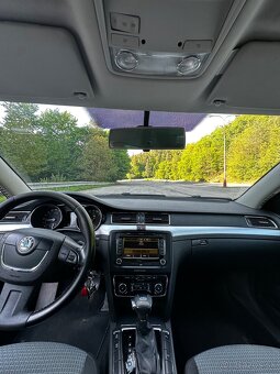 Škoda Superb 2010 2.0 125kW - 17